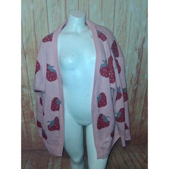 SHEIN Sweaters - Shein Pink Strawberry Print Long Sleeve Cardigan Sz 3XL